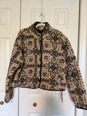 Cider Cream and Black Patterned Teddy Jacket